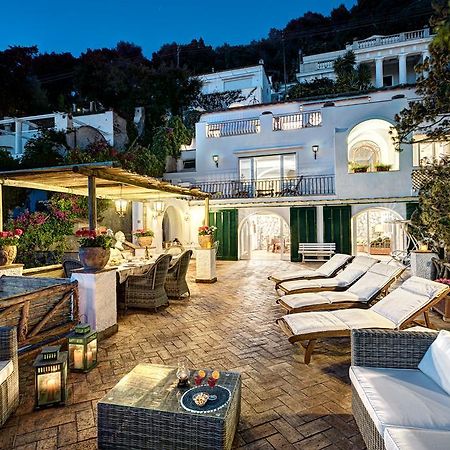 Villa Goldfinger Капри Екстериор снимка
