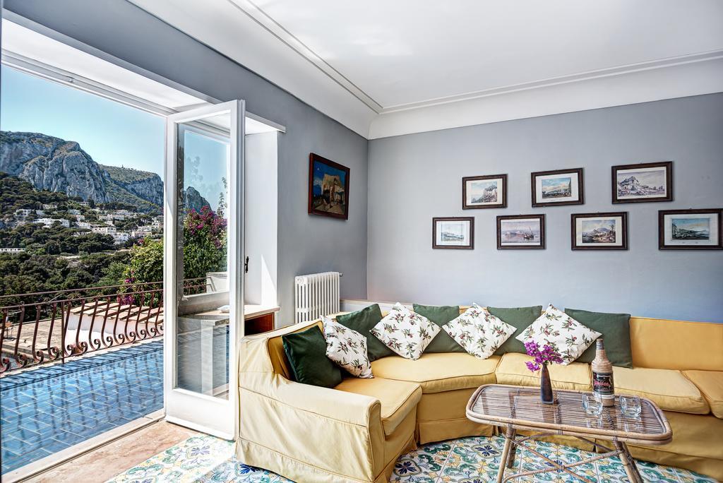 Villa Goldfinger Капри Екстериор снимка