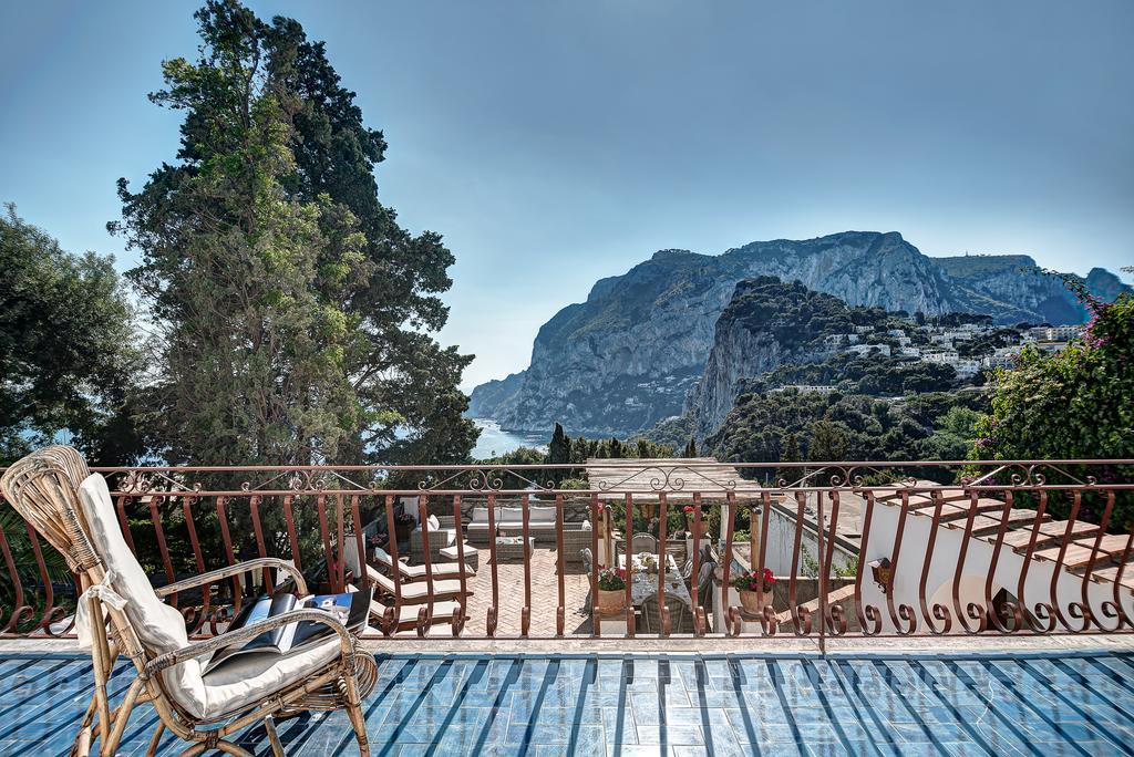 Villa Goldfinger Капри Екстериор снимка