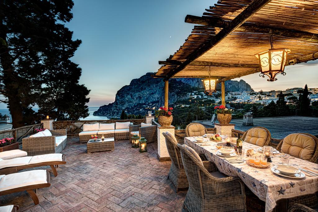 Villa Goldfinger Капри Екстериор снимка